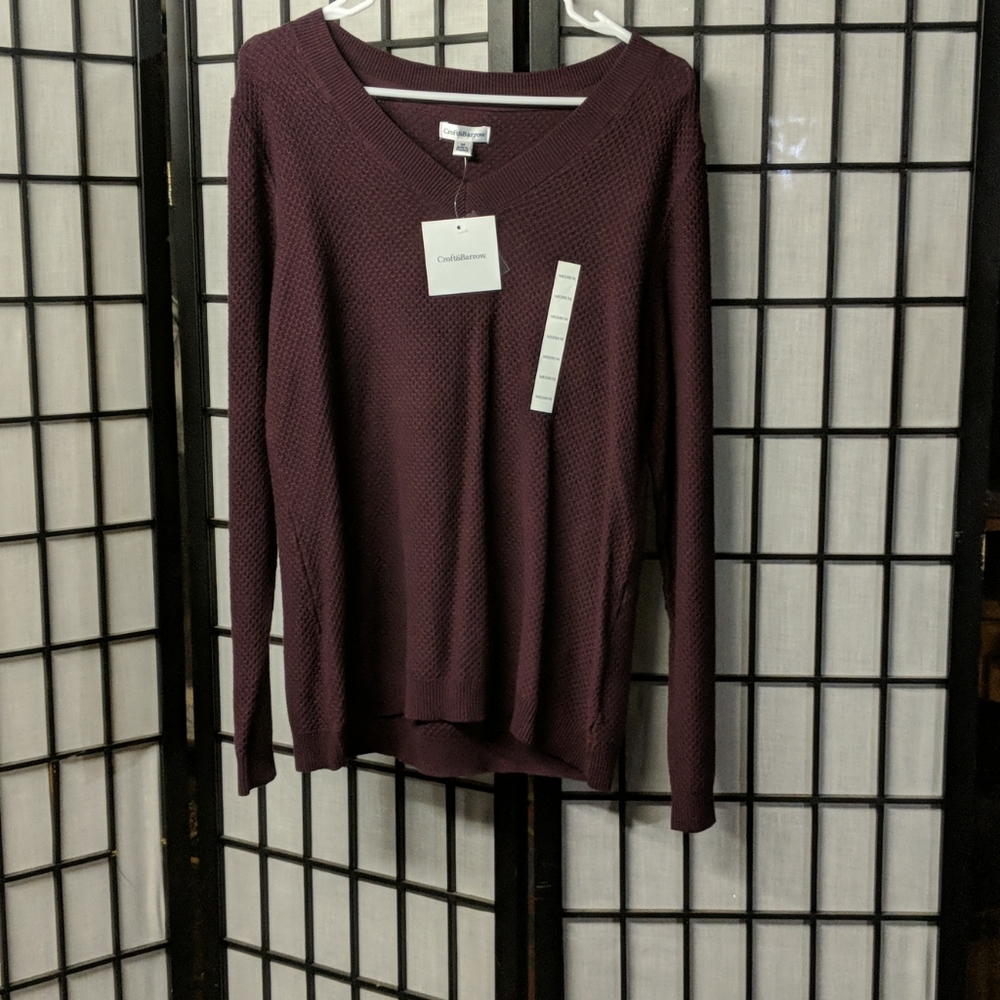 New with tags croft & Barrow Sweater